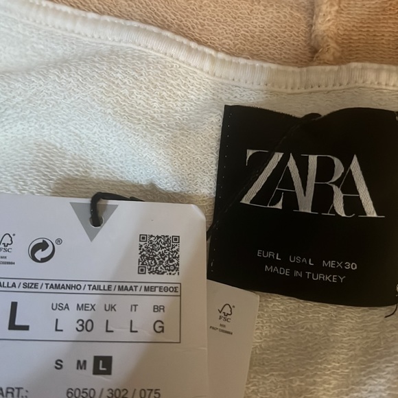 Zara -🤍🤍🤍Cropped Drawstring Sweatshirt Hoodie- Size Large - NWT - Picture 2 of 4